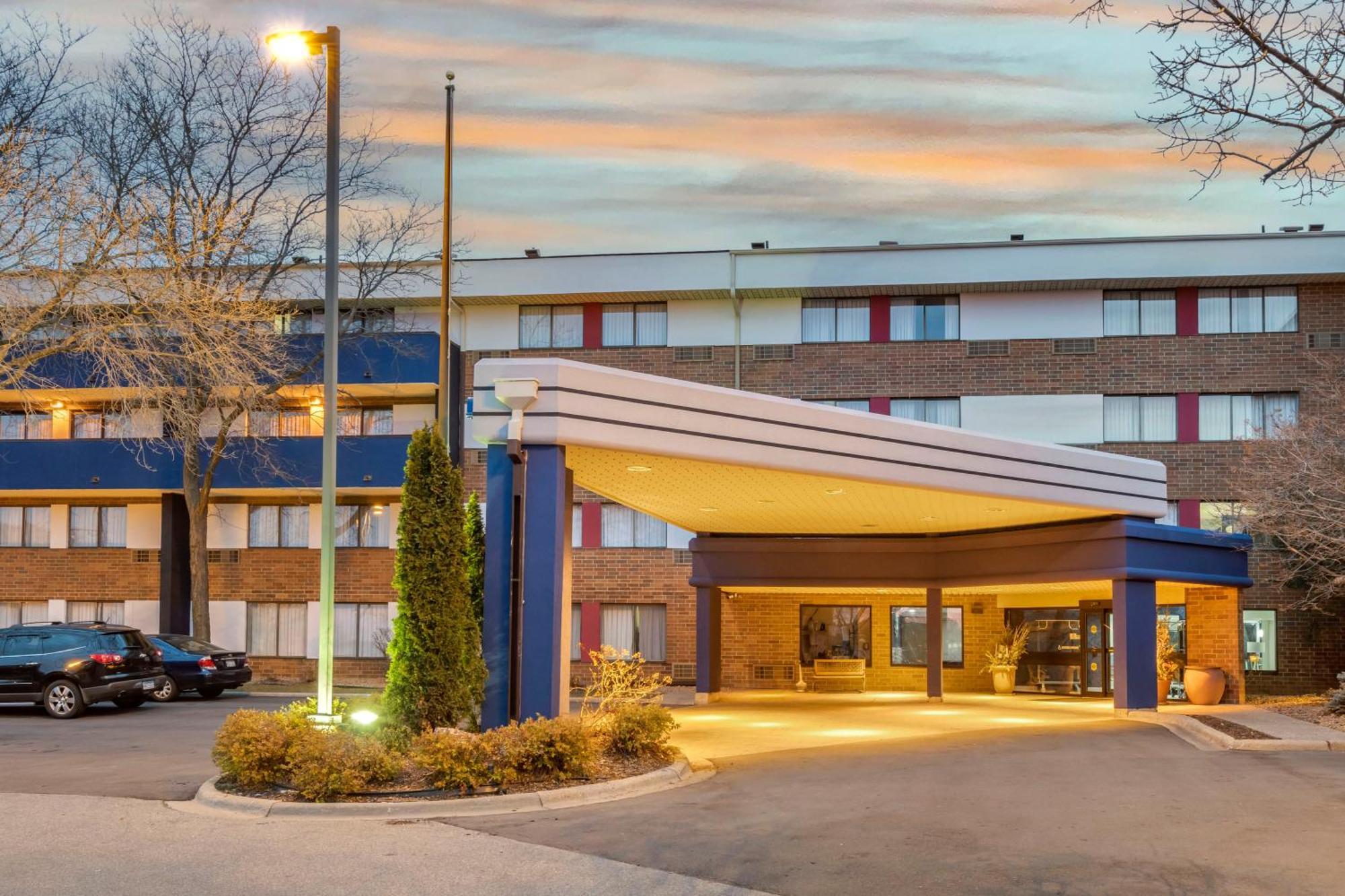 Best Western Bloomington Edina - Minneapolis Exterior photo